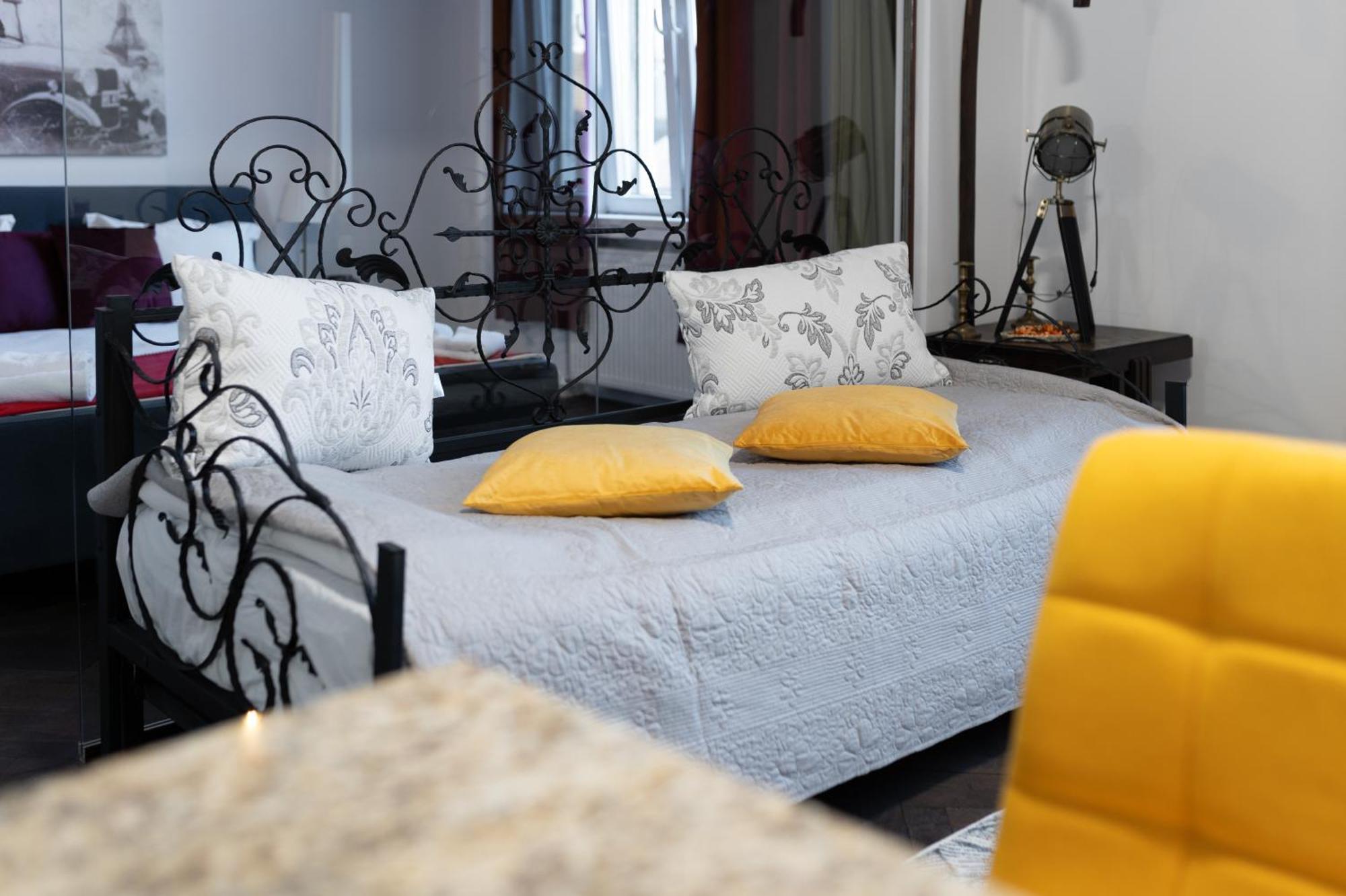 Noble 5 Star House In Unirii Plaza Villa Cluj-Napoca Buitenkant foto