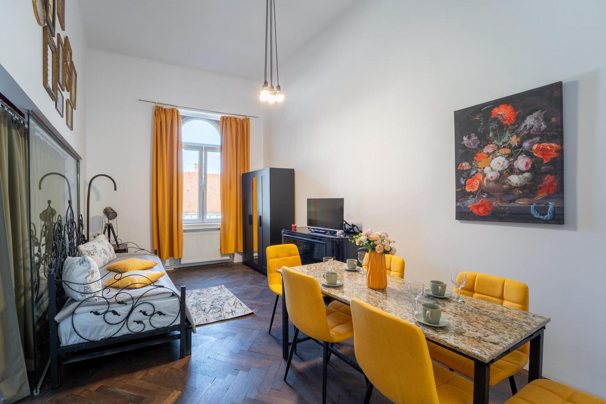 Noble 5 Star House In Unirii Plaza Villa Cluj-Napoca Buitenkant foto